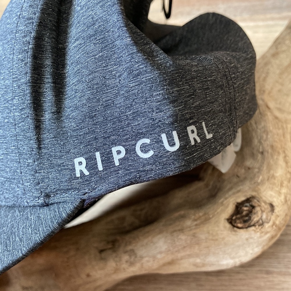 RIPCURL HAT - Picture 4 of 8